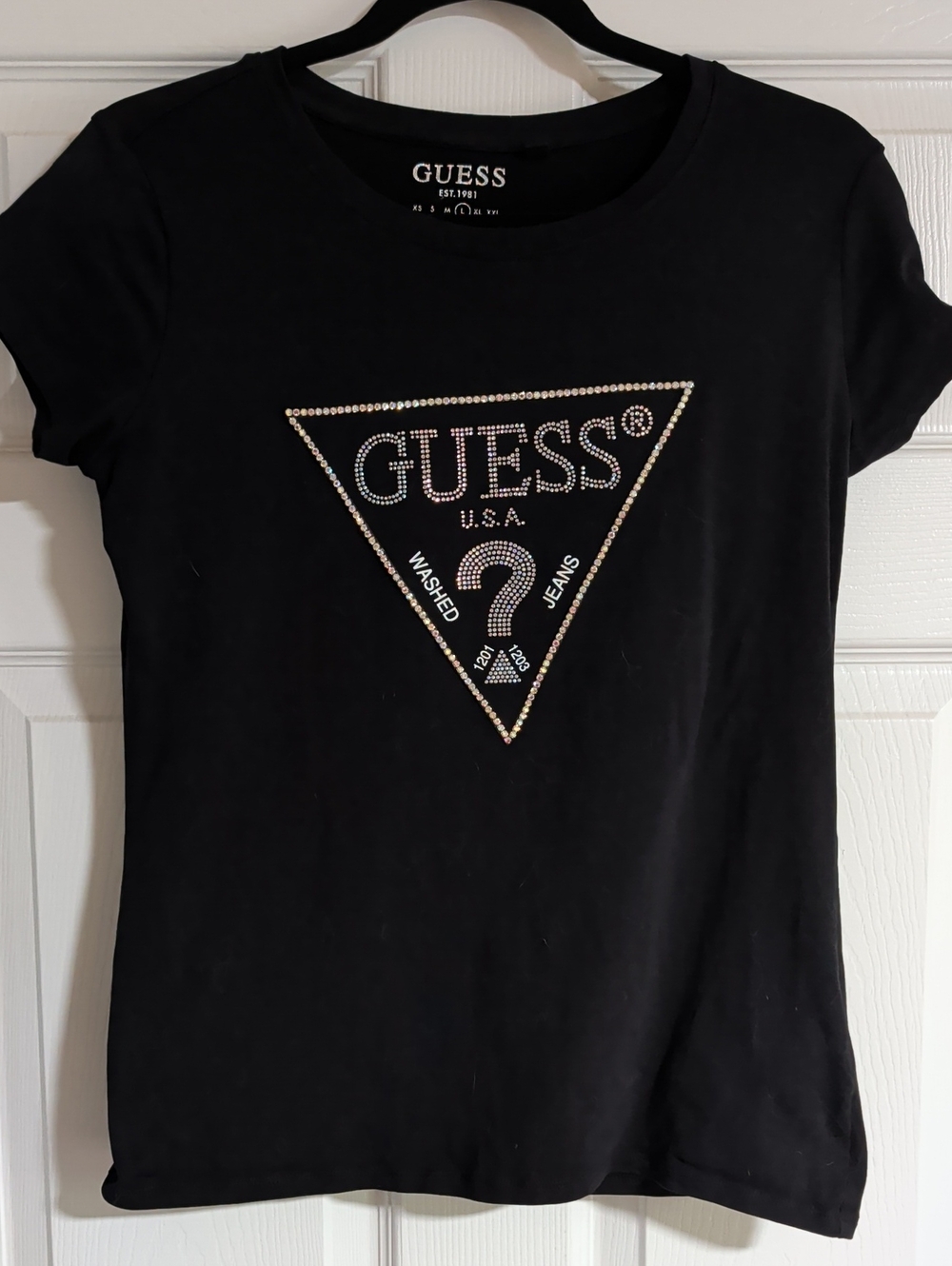 GUESS Black Short-Sleeve Tee with Rhinestone Triangle Logo Y2K